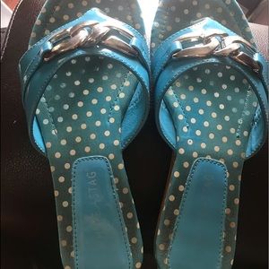 White stag size 7 1/2 blue